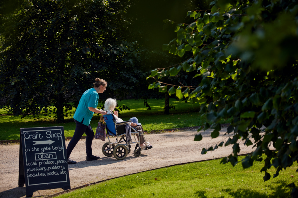 nursing-homes-in-offaly-evergreen-care-oakdale-nursing-home